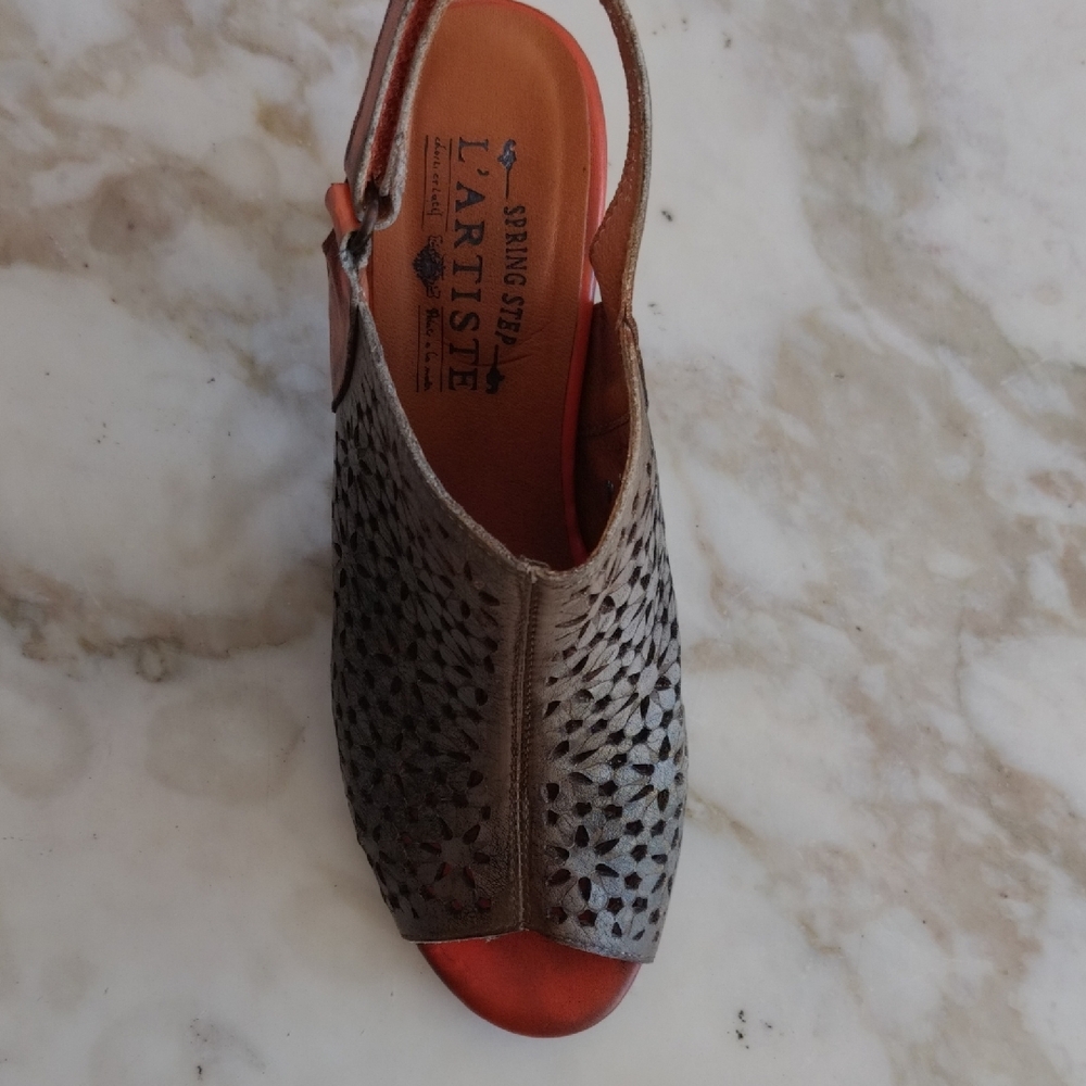 L'Artiste TAMMIE Size 39Cut OutElegant Cutout Brown Heeled Sandals - Picture 5 of 7